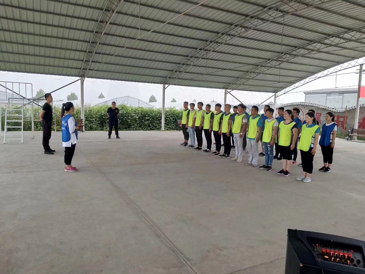 深圳市前海雪球金融服务有限责任公司批员工拓展训练