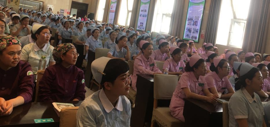 长治市人民医院护士礼仪培训