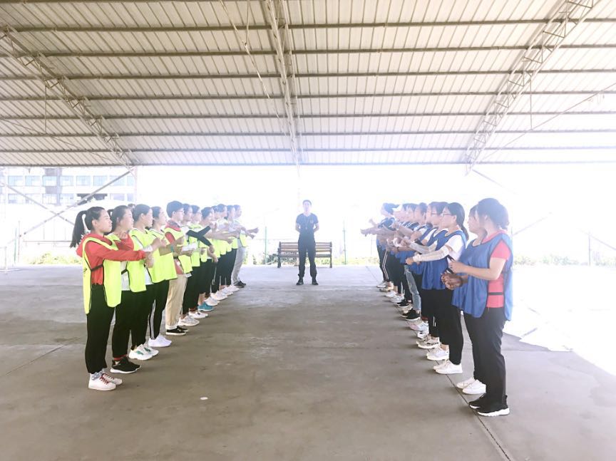1+1教师团队拓展训练营