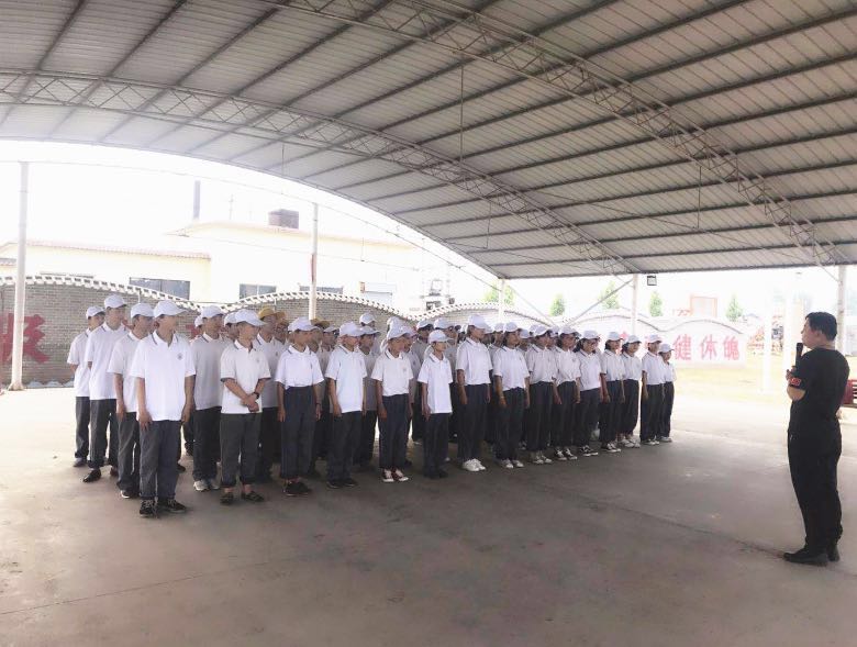 学生户外素质拓展训练