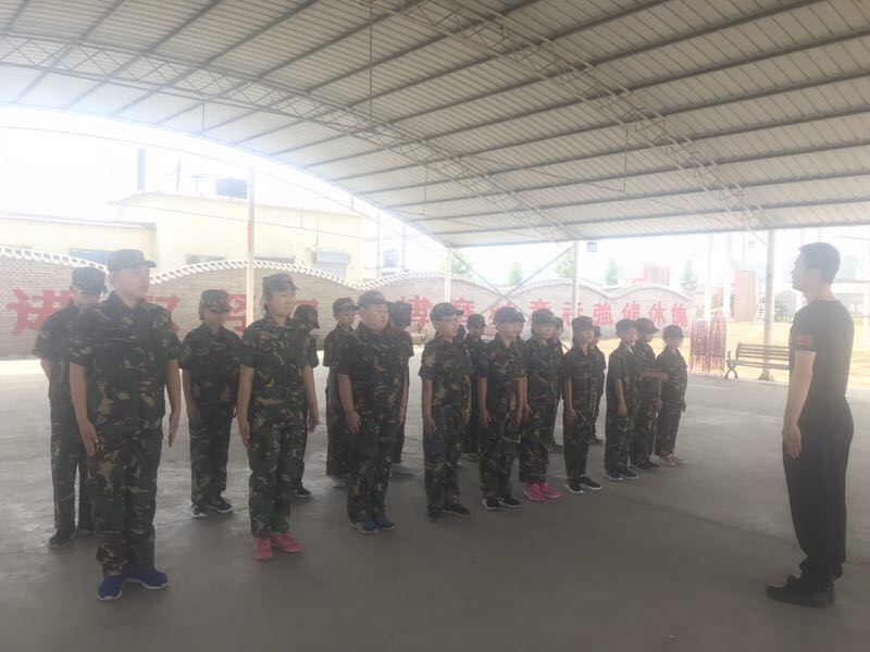 2018小小特种兵军事夏令营