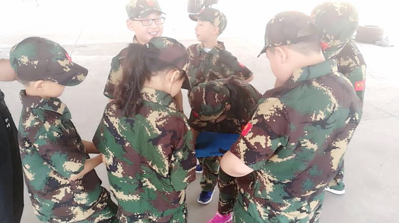 2018小小特种兵军事夏令营